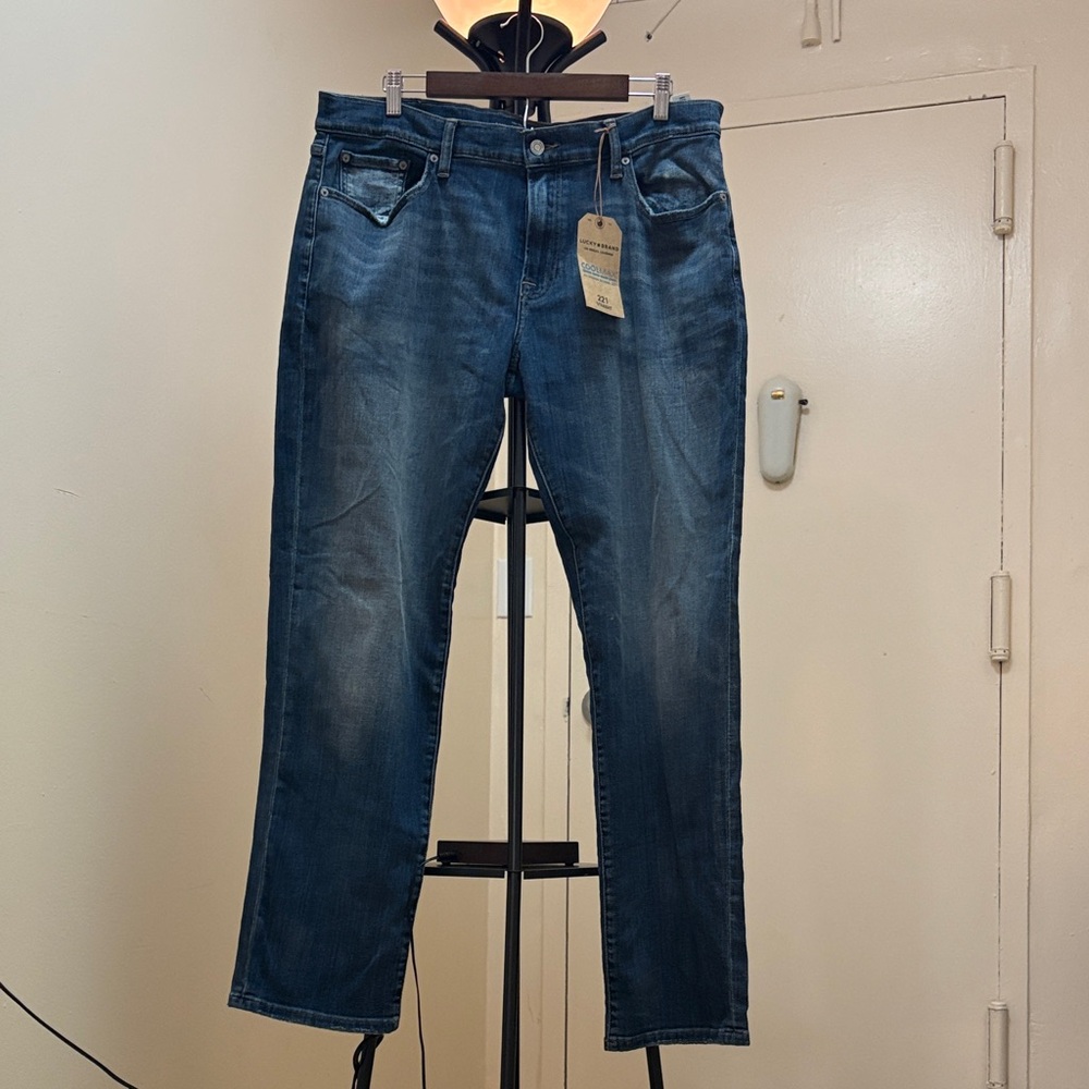 Lucky Brand Men's Blue Jeans size 36